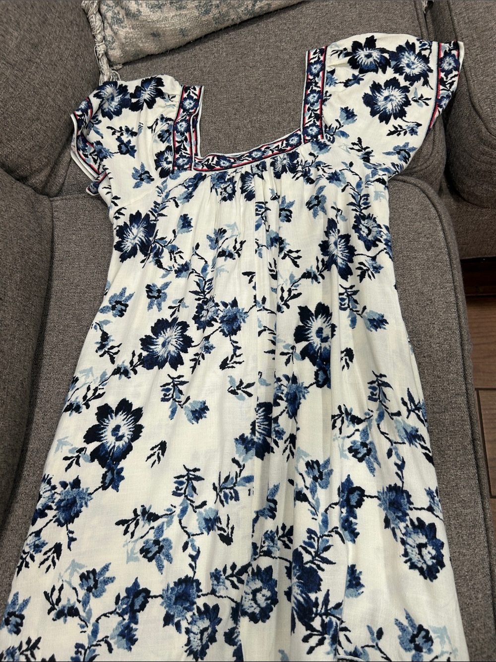 Max Studio Cream Dress with Navy Floral Print - Picture 15 of 15